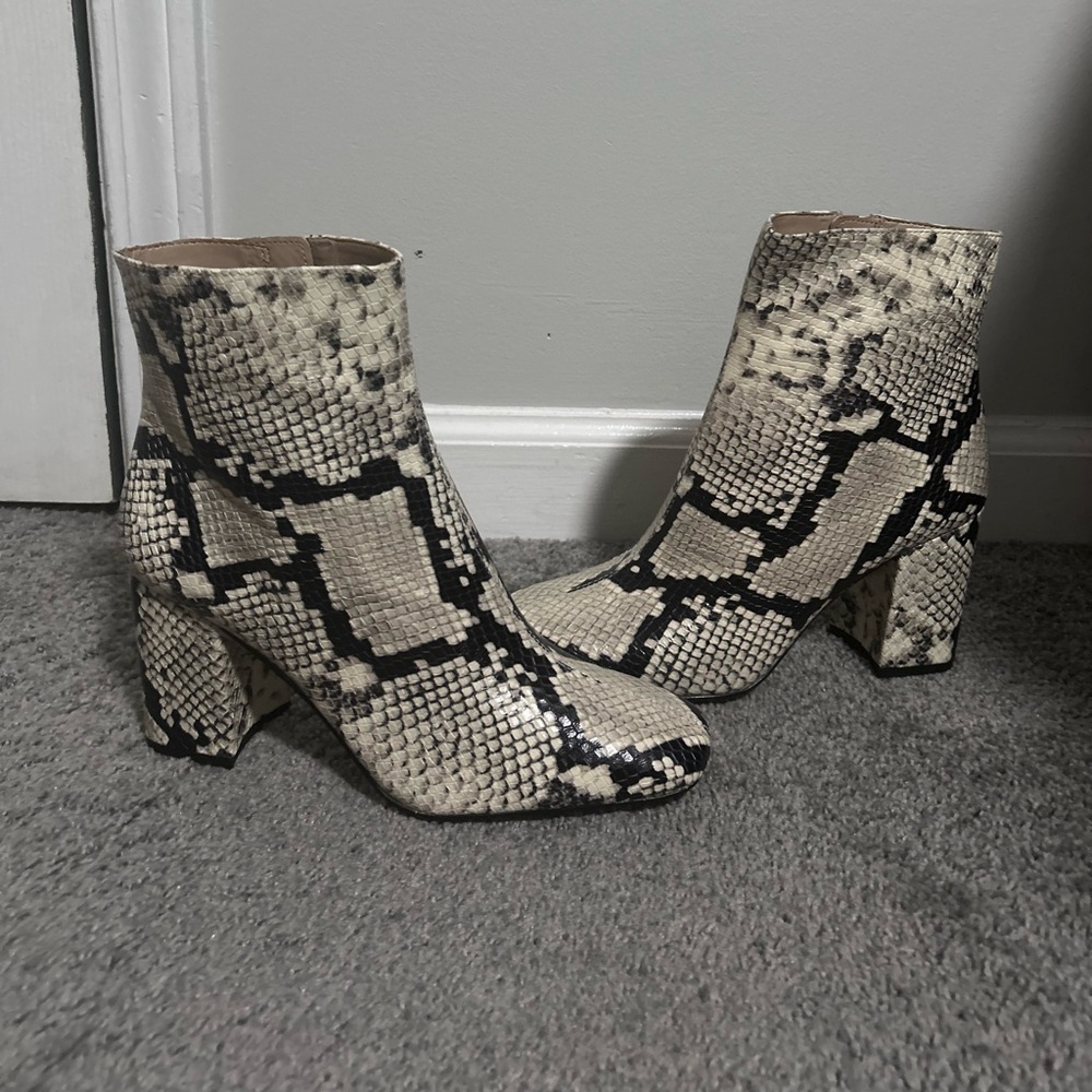 Ann Taylor Snake Block Heels